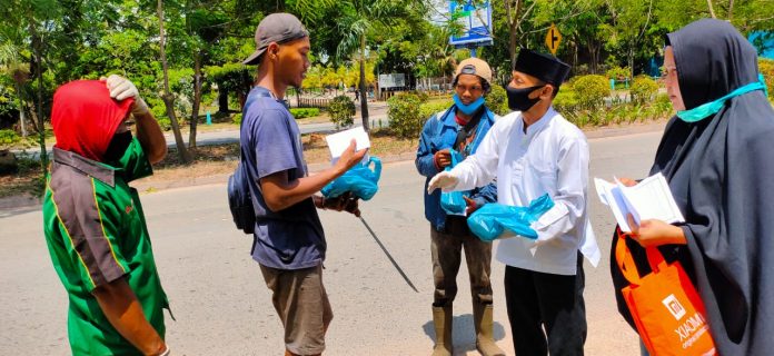 Yayasan Faiz Al Baqarah Berbagi dan Sosialisasi Obat Penawar Virus Corona