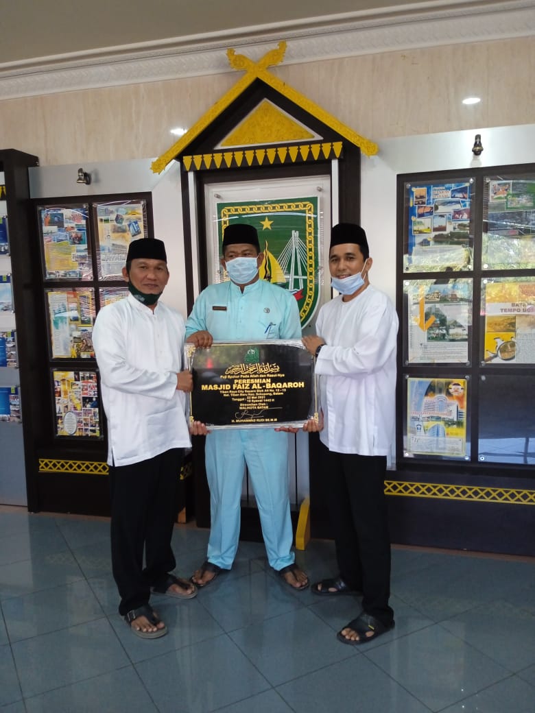 peresmian masjid madrasah faiz al baqarah batam oleh walikota batam m rudi (1)