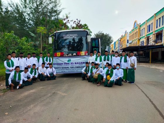 Wakil Walikota Batam Apresiasi Madrasah Faiz Al Baqarah Bagikan 500 Paket Sembako Kepada Warga Kec. Sagulung Batam (5)