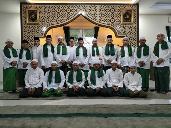 Kunjungan Wisata Masjid ikhwan dari Singapura