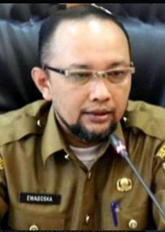 ewasoska-r185FDsk8ZH3qiva